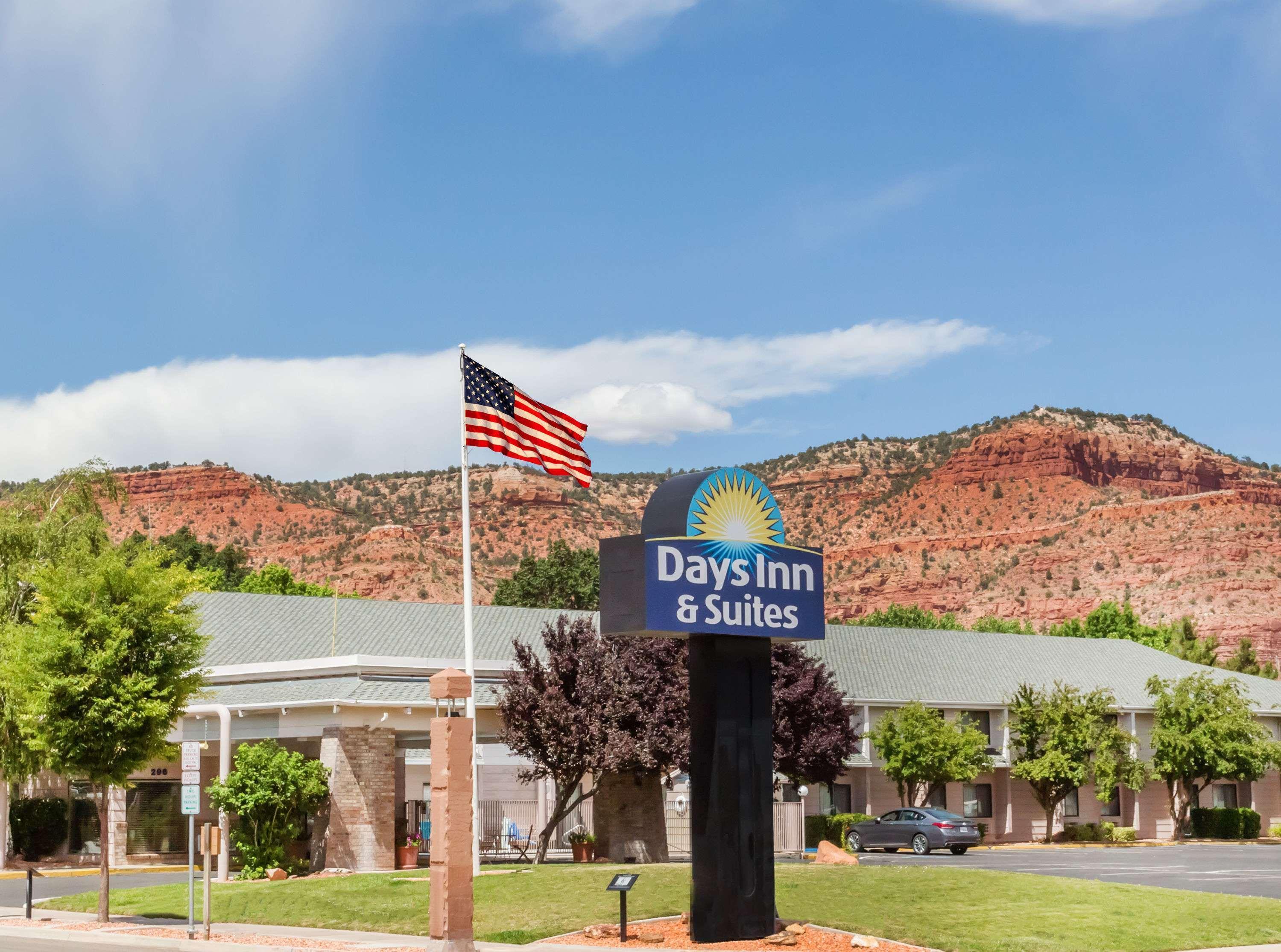 Days & By Wyndham Motel 2*