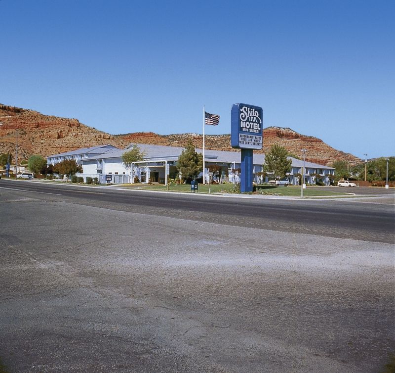 Days & By Wyndham Motel Kanab